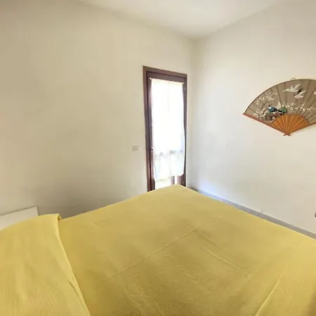 Campania 4 * סאן תאודורו